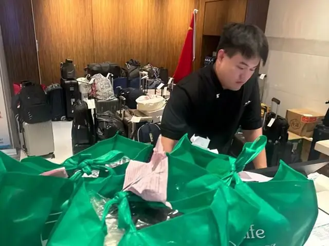 Hotel front desk drop-off – Easy Life Laundry